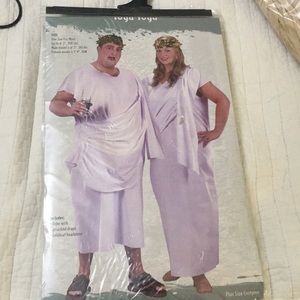- New Toga one size Halloween costume